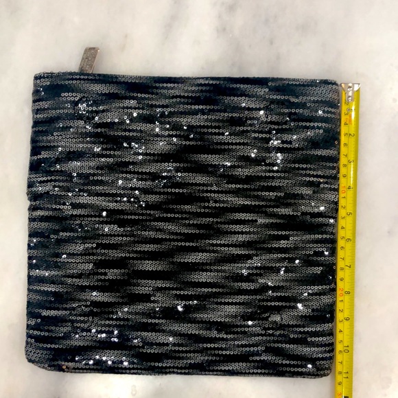 BCBGeneration Black Sequin Ombré Clutch - Picture 9 of 9